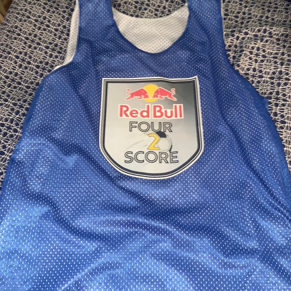 Red bull 4 2 score penny/jersey